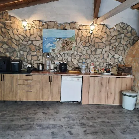 Ваканционна къща Ivelin House Лозенец