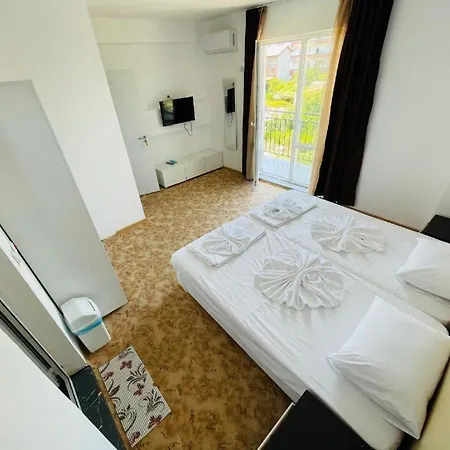 Ivelin House Ваканционна къща Лозенец