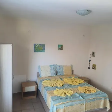 Ivelin House Ваканционна къща Лозенец